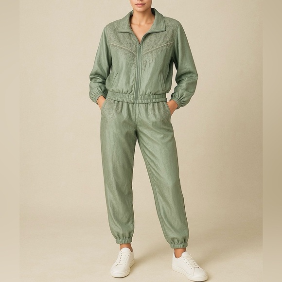 Vintage Y2K Maurada 100% Silk Beaded Lace Tracksuit Set XL Sage Jogger Jacket - Picture 2 of 16